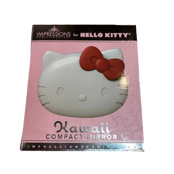 impressions vanity Accessories Hello Kitty Led Light Up Compact